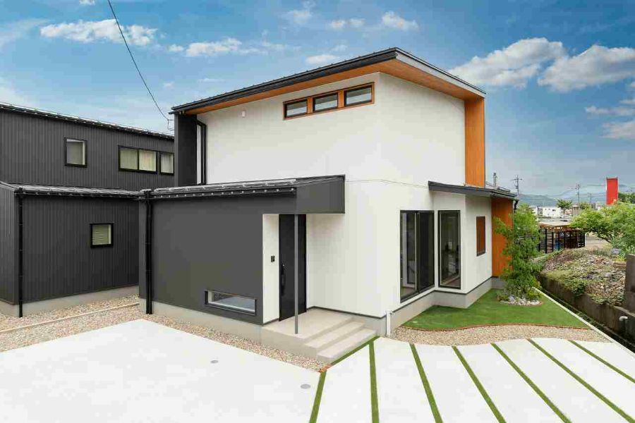 分譲地に建つおしゃれな戸建て住宅